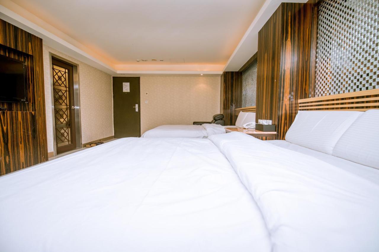 Guide Hotel Taipei Xinyi Eksteriør billede